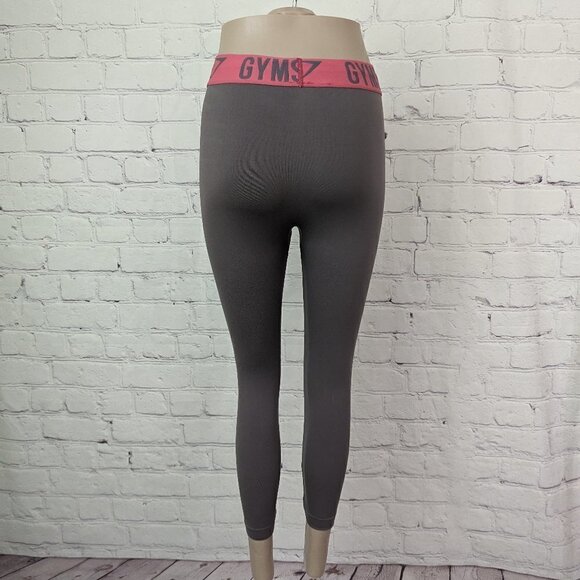Gymshark Cropped Leggings Grey Pink S - Picture 2 of 3